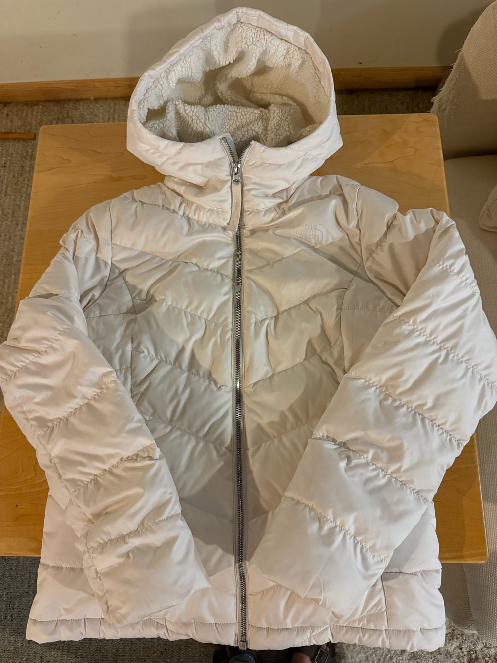 The North Face Roxborough Luxe Down Puffer Jacket White - Size Small